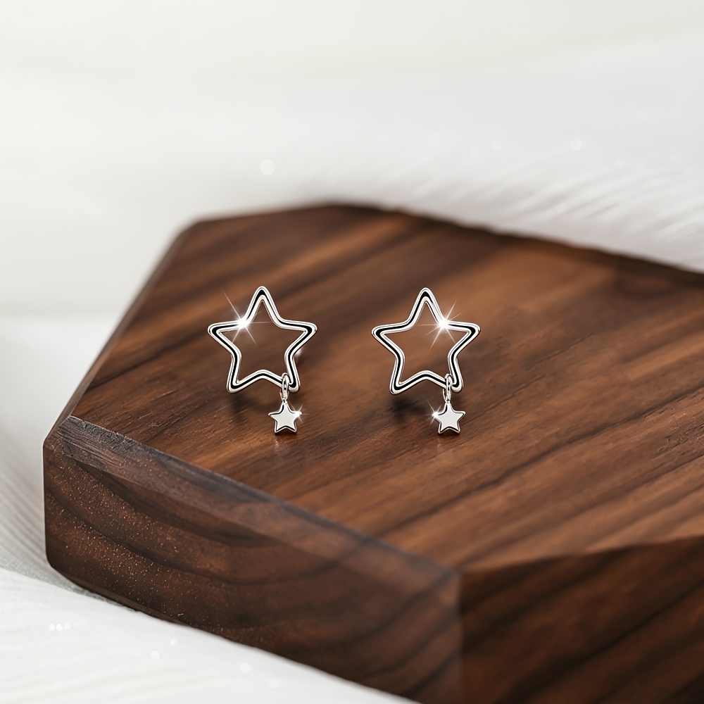 Women's Minimalist Hollow-Out Star Stud Earrings, Artistic Design